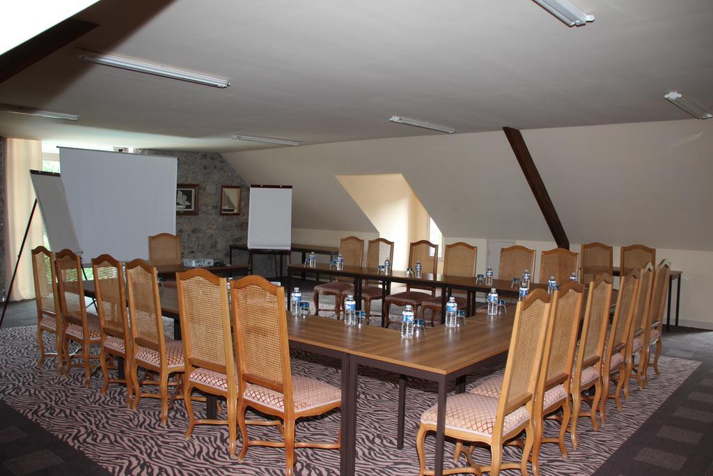 Le Manoir Du Rodoir Hotel Ла Рош-Бернар Екстериор снимка
